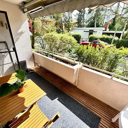 Apartment Natural And Urban Living In *